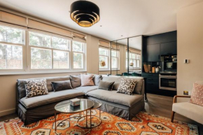 Chic 2 bedroom mews house in S Kensington